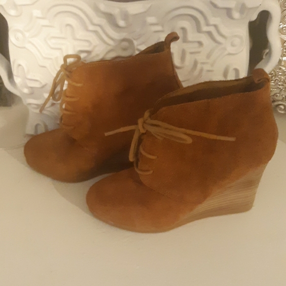 Steve Madden Danni Lace Up Wedges - Picture 3 of 4